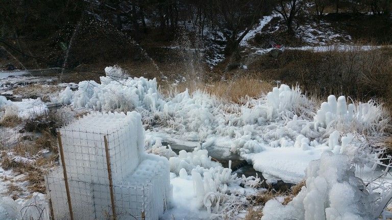 계곡얼음